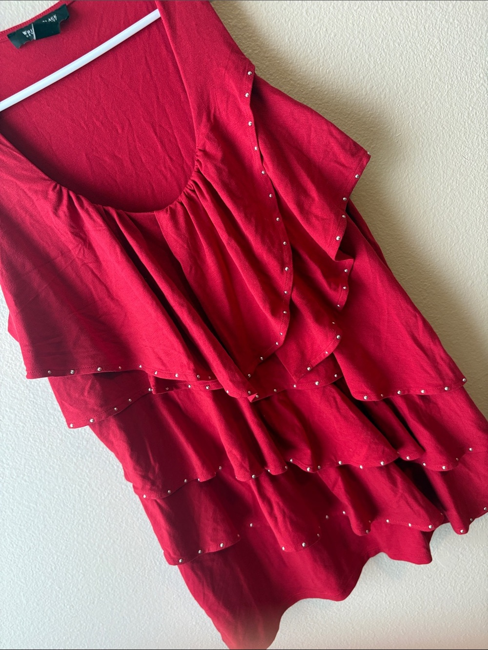 ✨WHBM Ruffle Sparkle Tank✨ - Picture 3 of 4